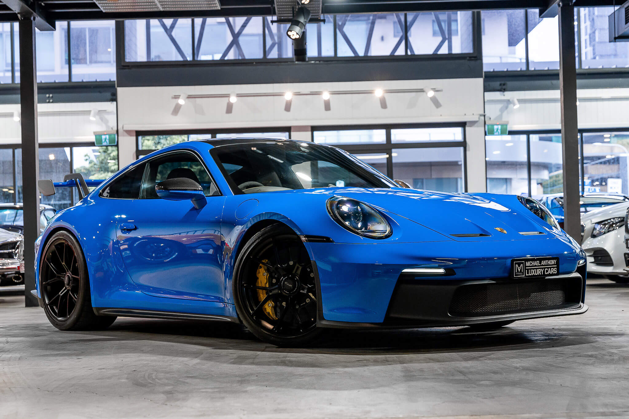 2022 Porsche 911 GT3 - Luxury